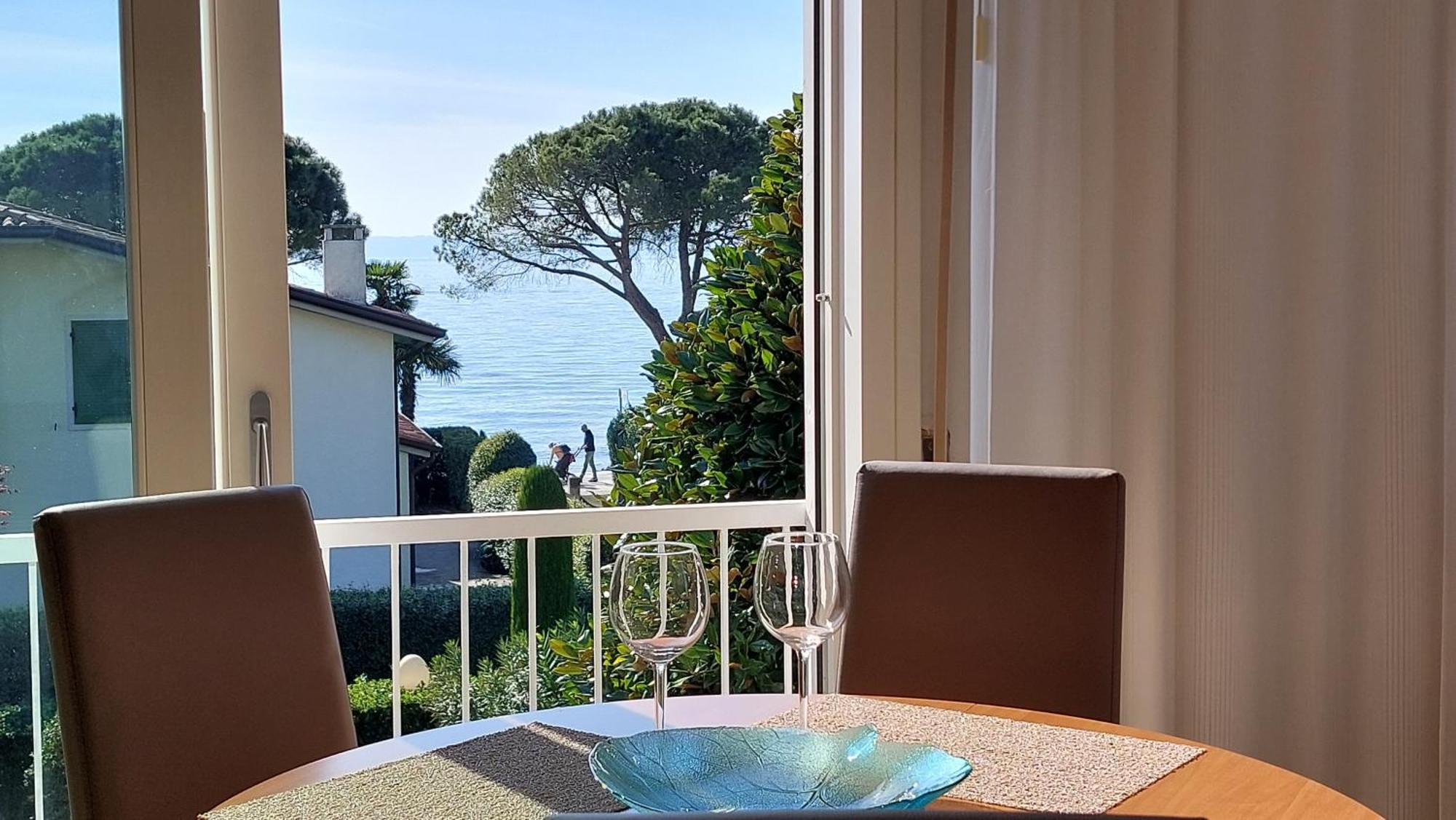 Betulla Lake View Apartment Lazise Exterior foto